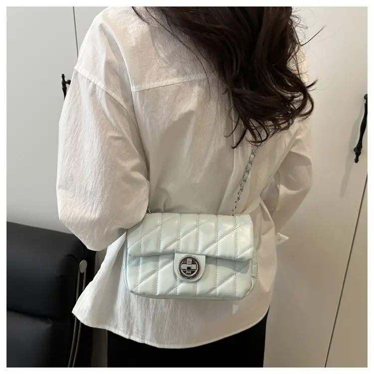 Women's Rhombus Embroidered Shoulder Bag Cream White — feature 13