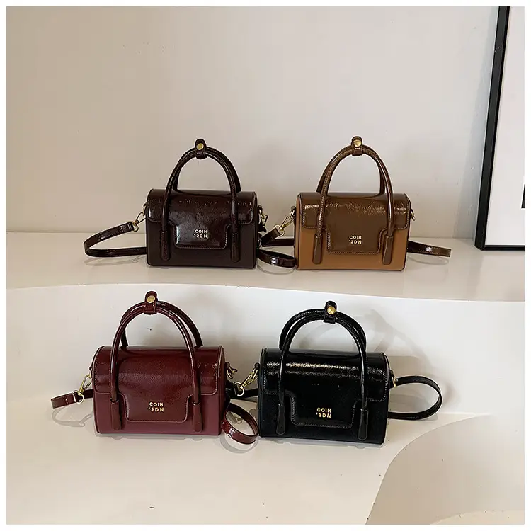 2025 Women's Black Leather Shoulder Crossbody Bag — feature 14