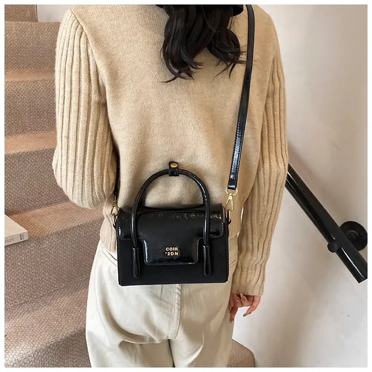 2025 Women's Black Leather Shoulder Crossbody Bag — feature 18
