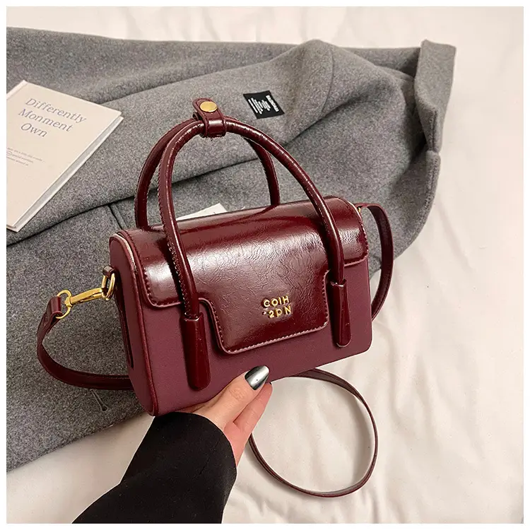 2025 Women's Black Leather Shoulder Crossbody Bag - Image 2