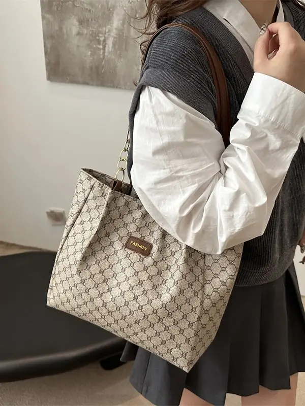 High-end GG Monogram Shoulder Bag Women 2025 - Image 8