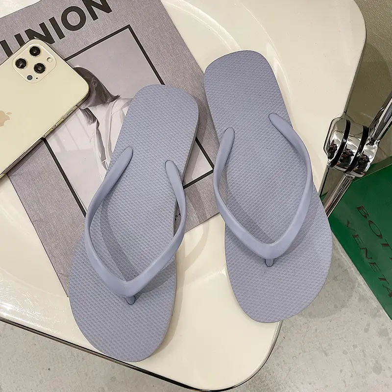 Women's Flip-Flops Exterior Wear Simple Black Flip-Flops Non-Slip Bathing Beach Seaside Splint Instagram Style Summer Sandals