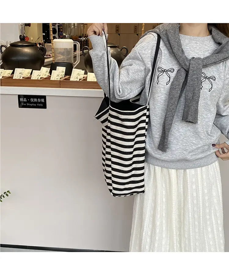 2024 Striped Canvas Tote Bags for Women — feature 23