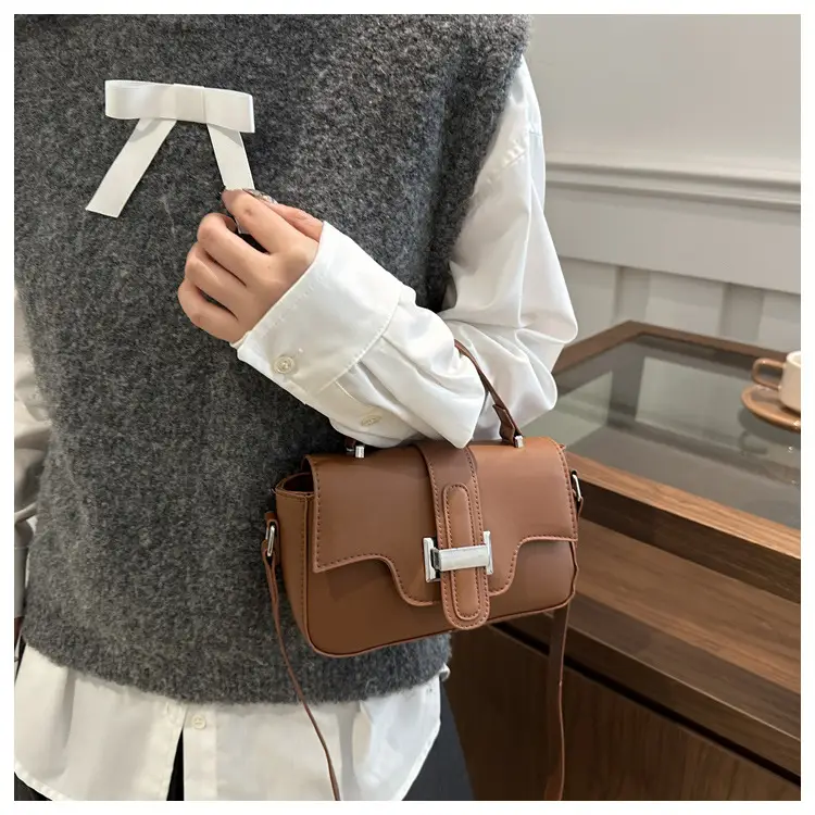 White Square Crossbody Bag for Women 2025 — feature 18