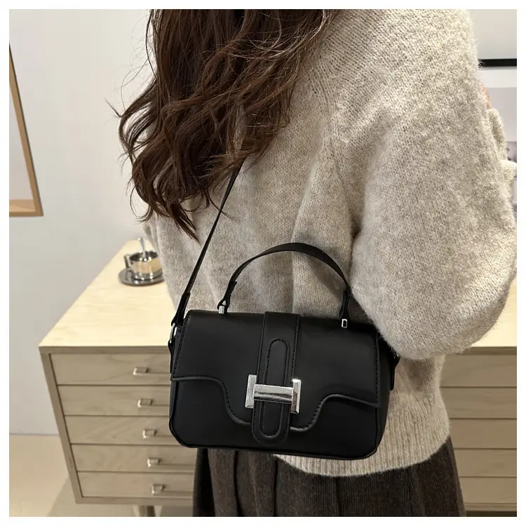 White Square Crossbody Bag for Women 2025 — feature 21