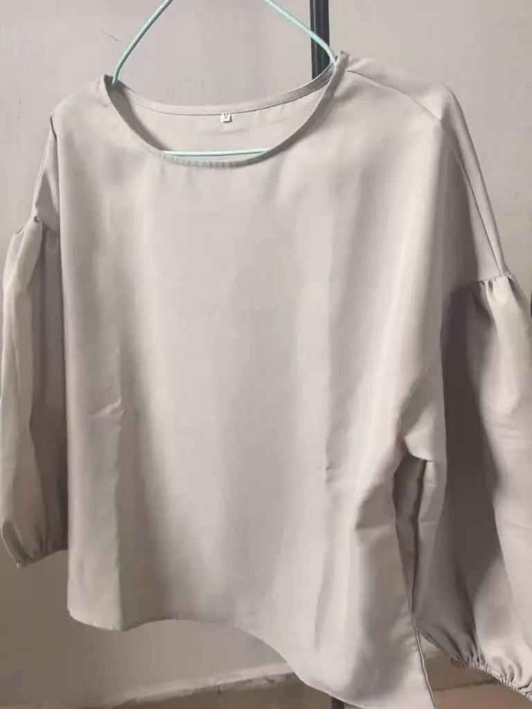Beige Loose Sleeve Puff Sleeve Shirt — feature 3
