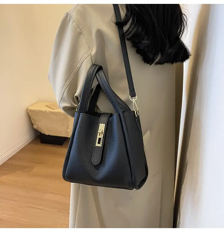 Women's Brown Leather Shoulder Bag 2025 Work Commute — feature 11