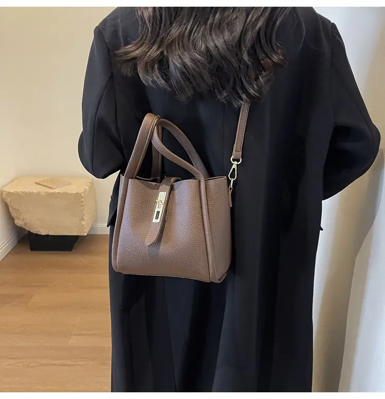 Women's Brown Leather Shoulder Bag 2025 Work Commute — feature 9