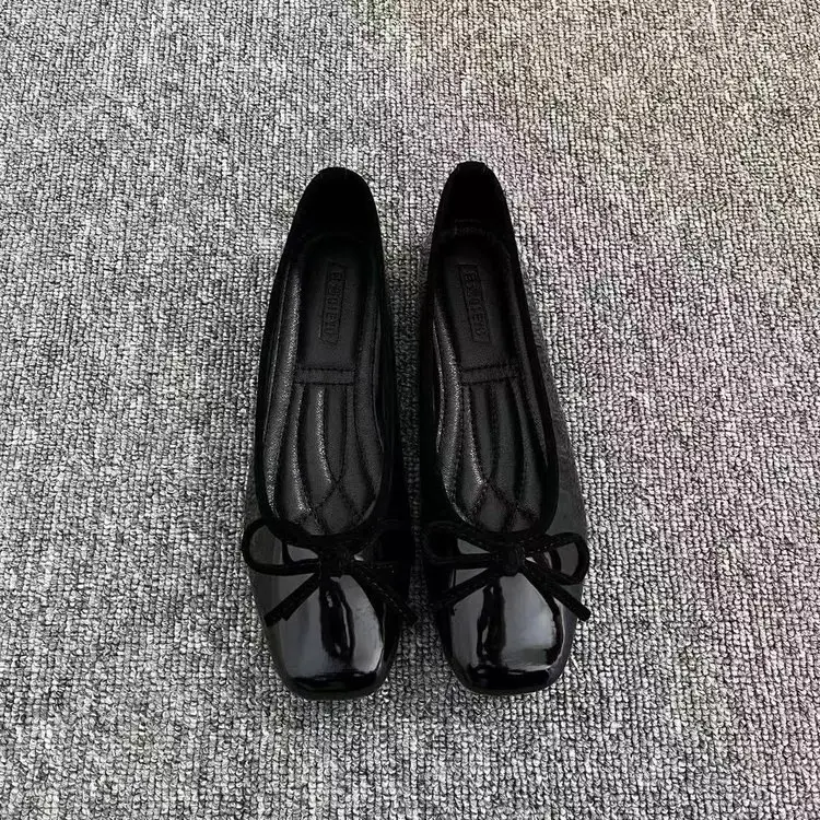 Soft Leather Shallow Mouth Single-layer Shoes 2025 New Soft Bottom Flat Square Toe French Bow Red Women's Shoes Evening Milk Shoes — feature 1