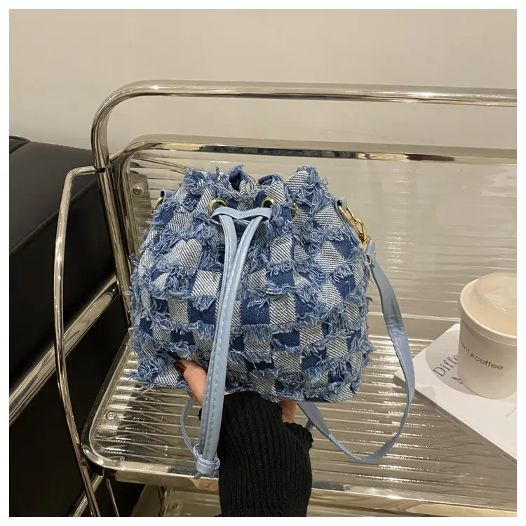 Vintage Denim Ringed Star Crossbody Bag 2025 — feature 22