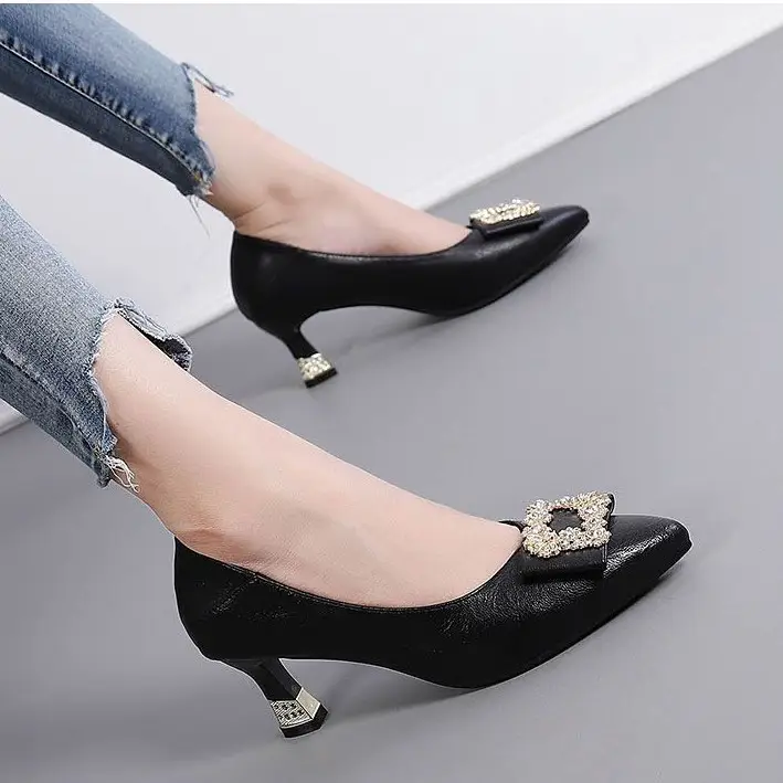 2026 New Black High Heels, Comfortable Work Shoes, Versatile Women's High Heels, Non-Abrasive, Mid-Heel, Shallow Mouth, Simple Design - Image 5