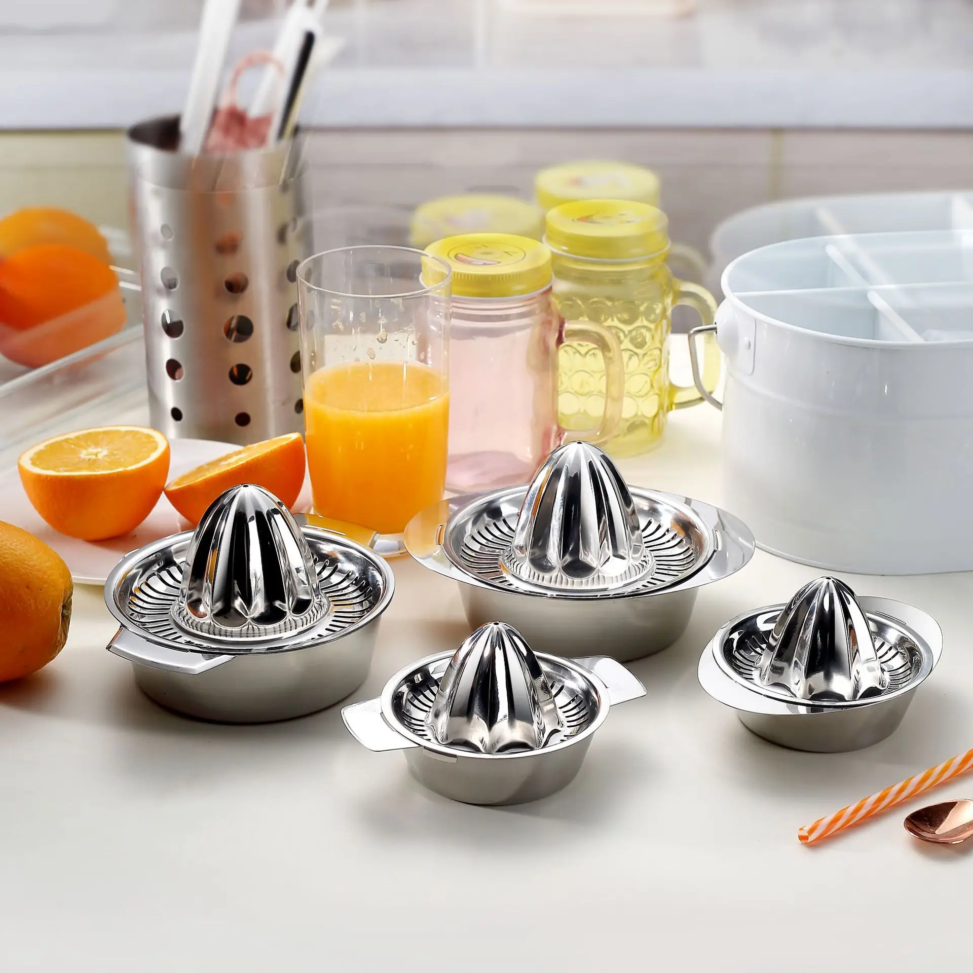 Stainless Steel Manual Lemon Squeezer Portable Orange Squeezer - Image 8