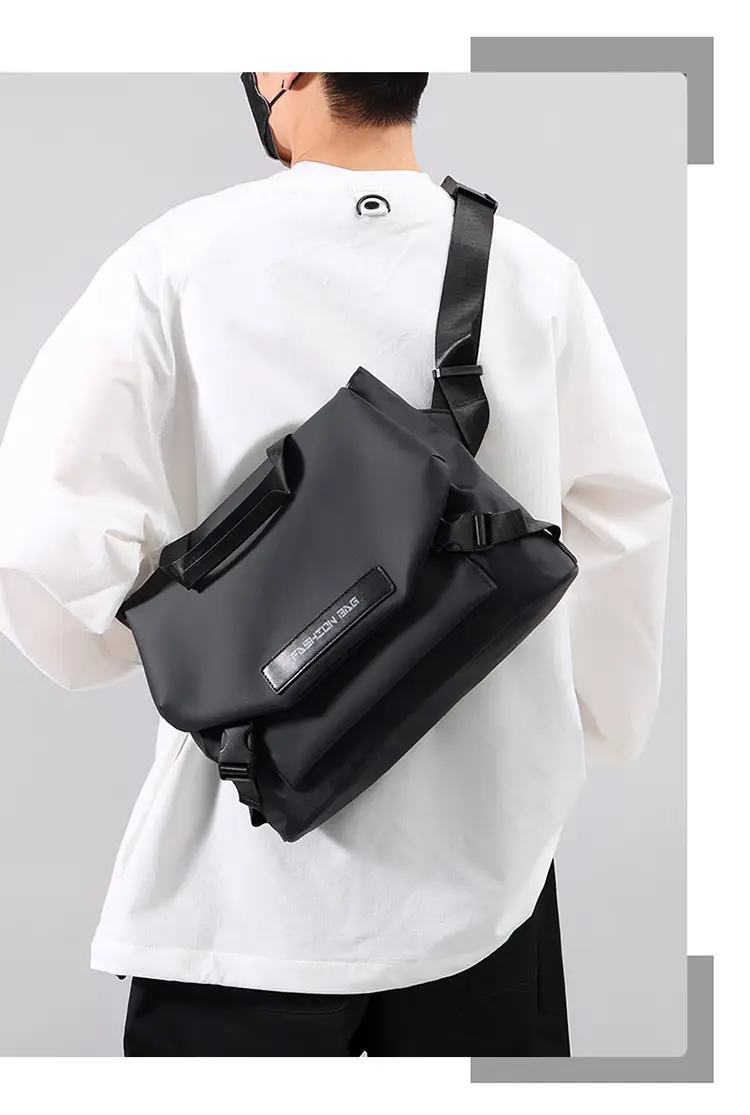 2026 Men's Black Crossbody & Messenger Bag — feature 13