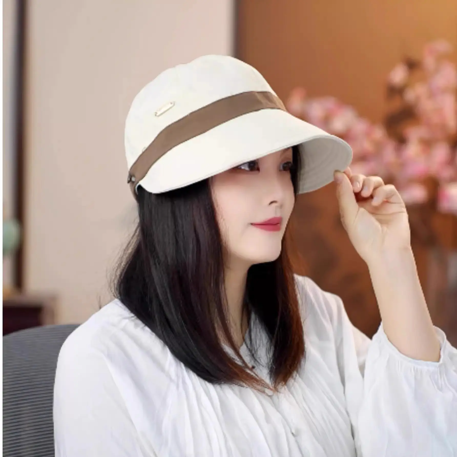 Women's Sun Protection Hat with Small Fisherman Design — feature 4