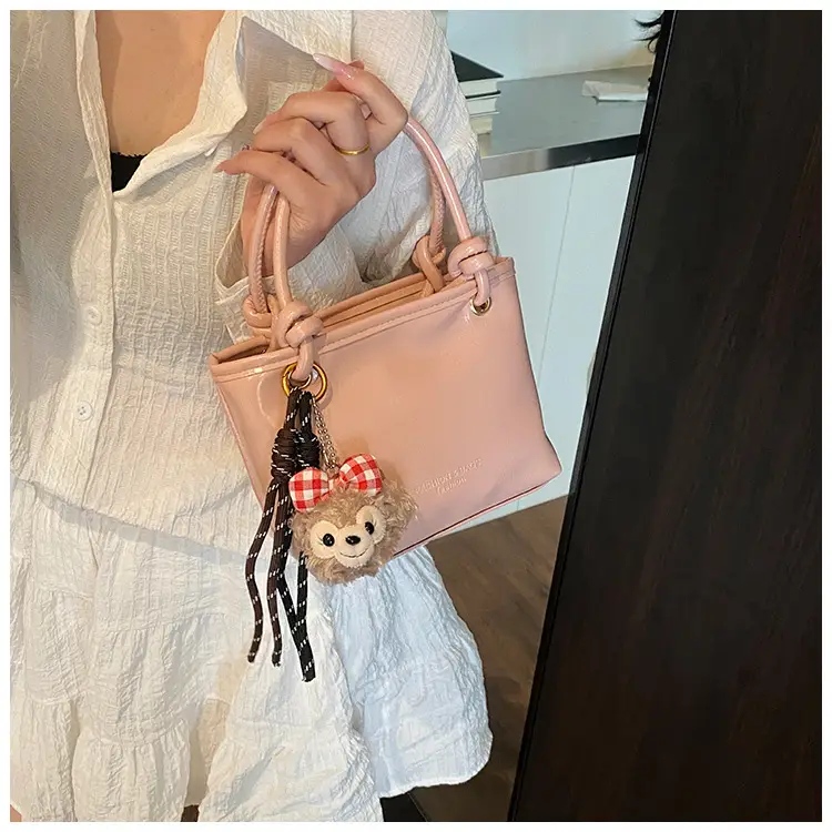 Women's Korean Style Shoulder Crossbody Bag Cream 2025 — feature 16