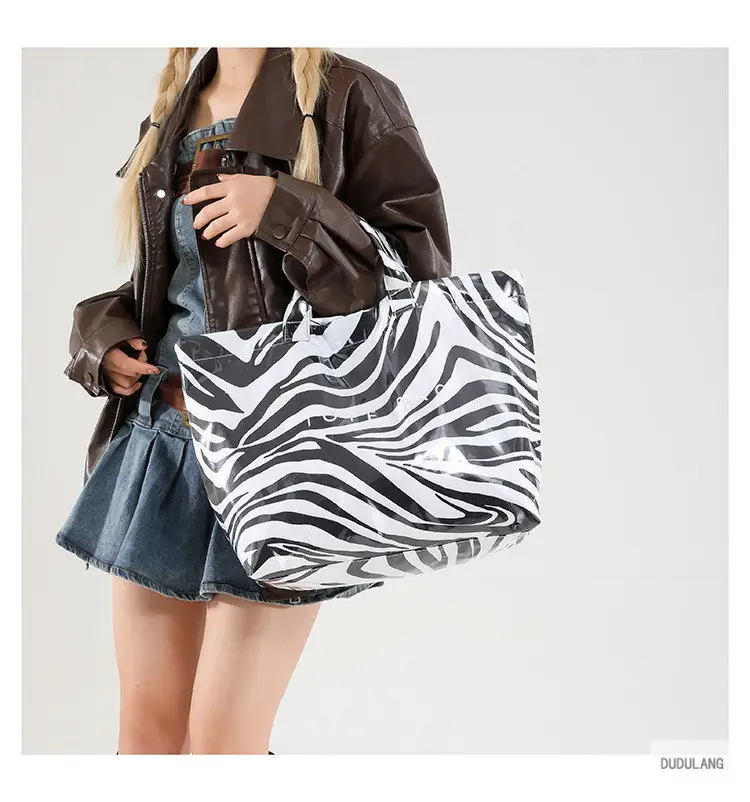Leopard Print Large Capacity Women's Tote Bag — feature 11