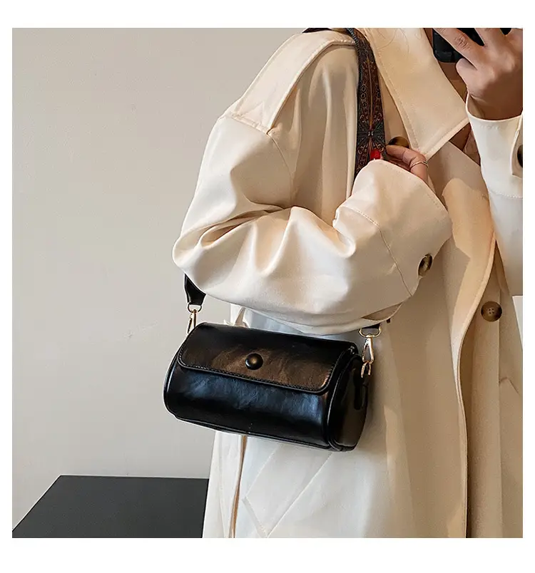 Women's Brown Crossbody Bag with Retro Bandage Strap — feature 15