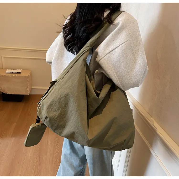 Women's Large Crossbody Bag Brown Leather Casual Commuter — feature 29