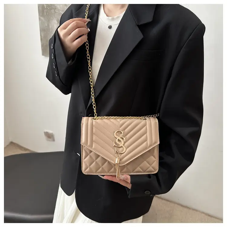 Rhombic Chain Crossbody Bag Women 2025 Spring Summer — feature 10