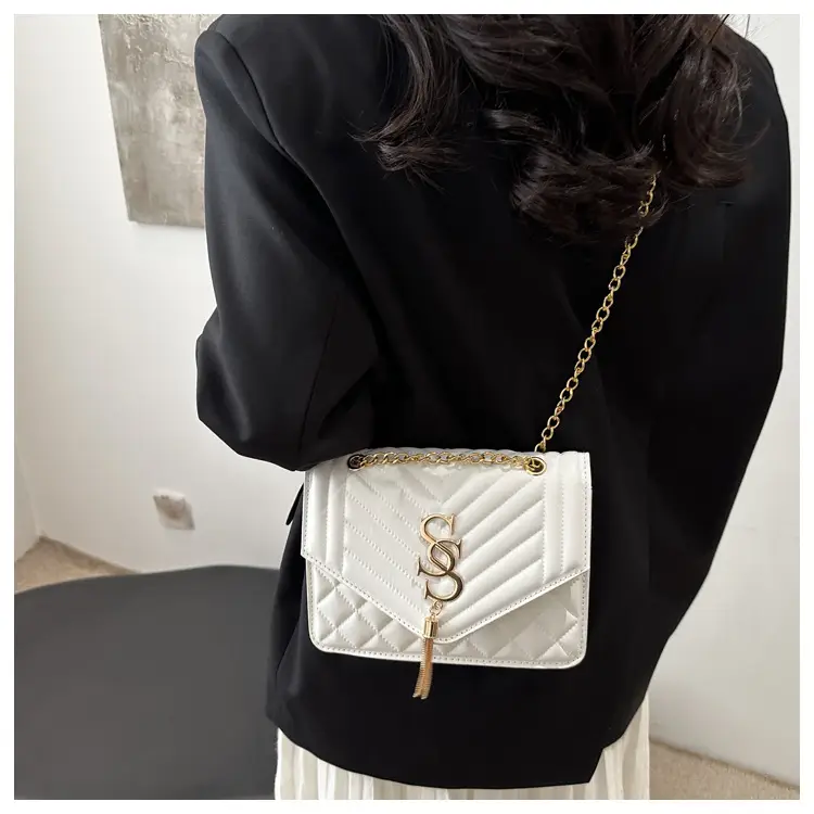 Rhombic Chain Crossbody Bag Women 2025 Spring Summer — feature 9