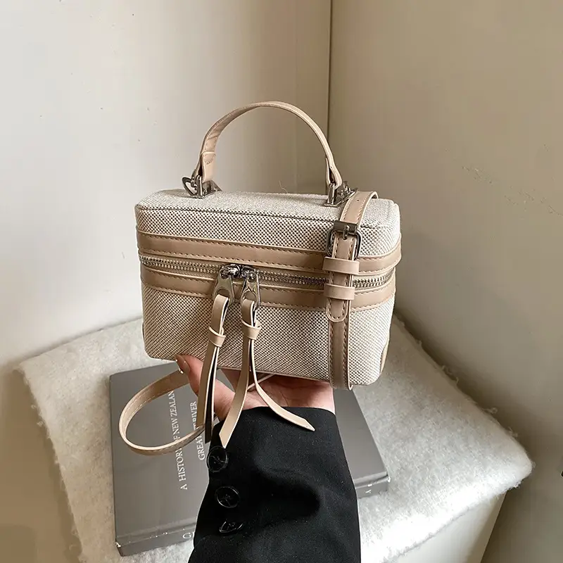 2025 New Retro Contrast Color Stitching Portable Box Bag
