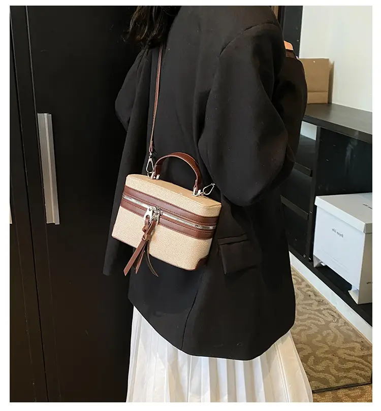 2025 New Retro Contrast Color Stitching Portable Box Bag — feature 1
