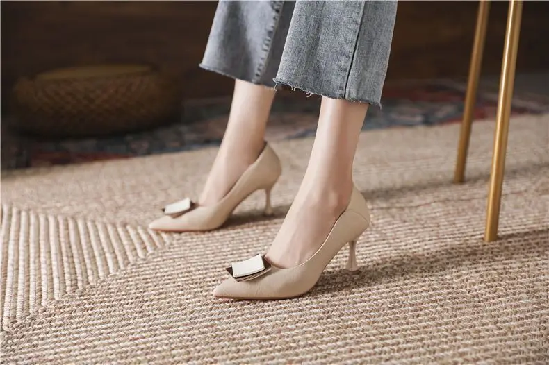 French-Style Stiletto High Heels for Women 2026 Spring and Autumn New Fashion Square Buckle Pointed Toe Shallow Mouth Elegant Commuting Shoes for Women — feature 4