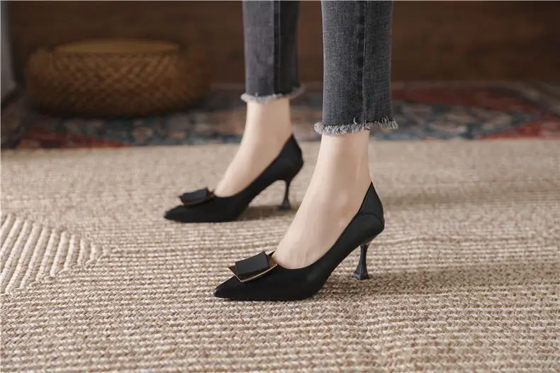 French-Style Stiletto High Heels for Women 2026 Spring and Autumn New Fashion Square Buckle Pointed Toe Shallow Mouth Elegant Commuting Shoes for Women — feature 8