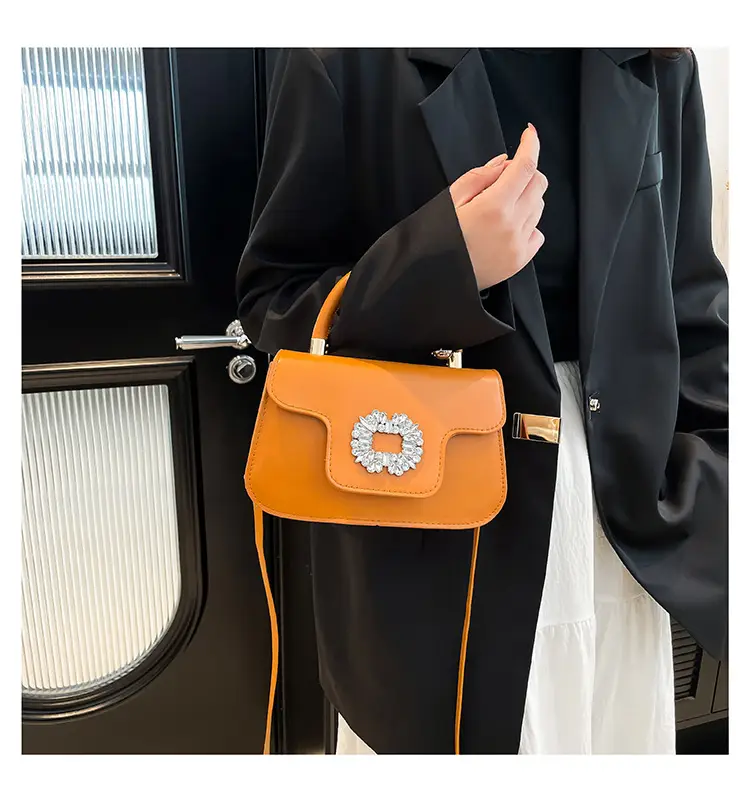 Diamond Encrusted Square Shoulder Bag 2025 Spring Summer — feature 10