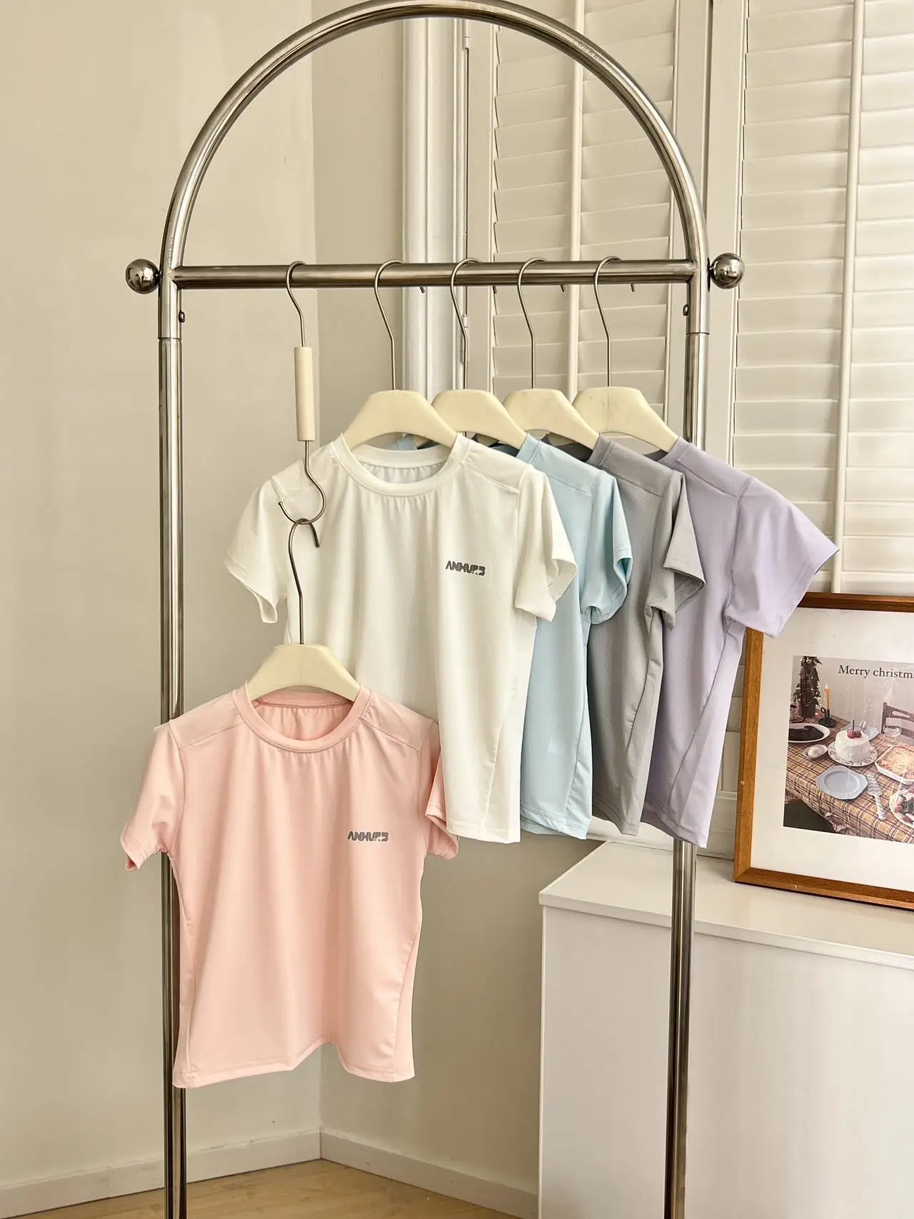 Boys Girls Light Blue T-Shirt Medium Large Summer Casual — feature 11