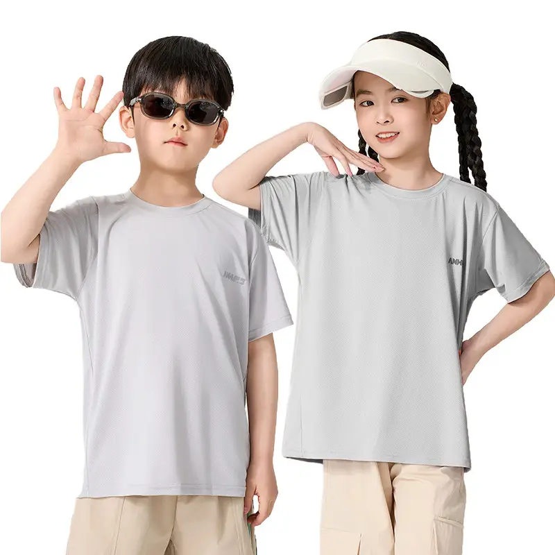 Boys Girls Light Blue T-Shirt Medium Large Summer Casual - Image 2