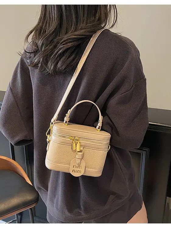 Black Crossbody Bag with Gold Latches for Women - Image 8