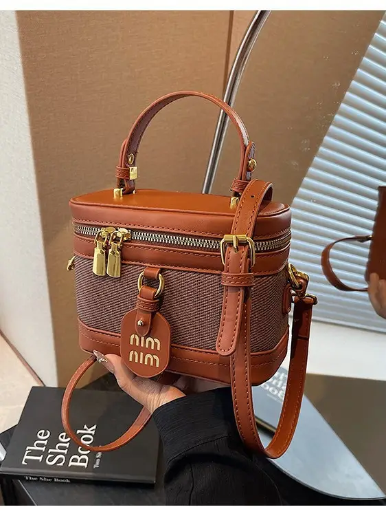 Black Crossbody Bag with Gold Latches for Women - Image 9