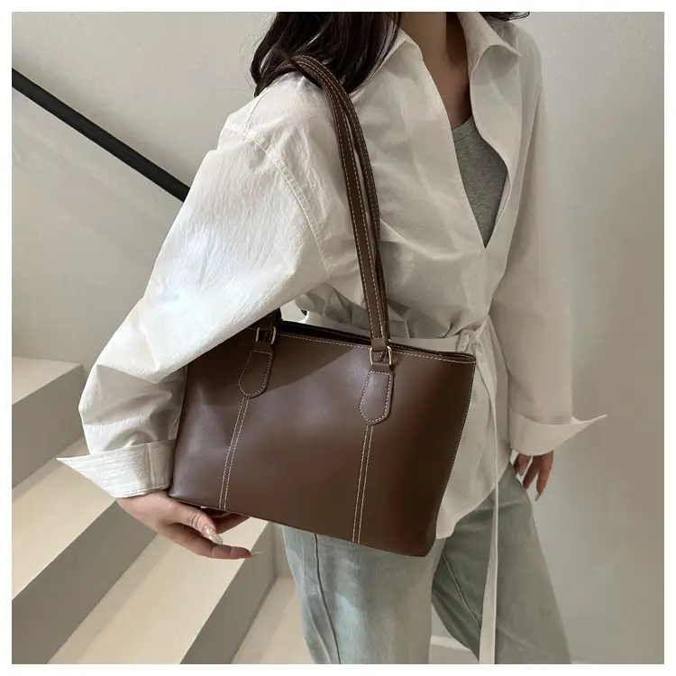 2025 Korean Style Black Leather Tote Bag for Women — feature 15