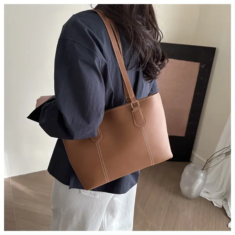2025 Korean Style Black Leather Tote Bag for Women — feature 18
