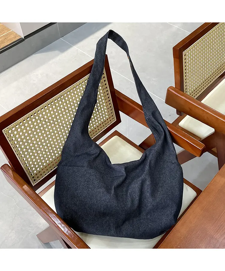 New Denim Crossbody Bag Large Capacity Women's Shoulder Bag — feature 8