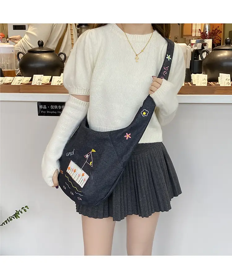 New Denim Crossbody Bag Large Capacity Women's Shoulder Bag — feature 9
