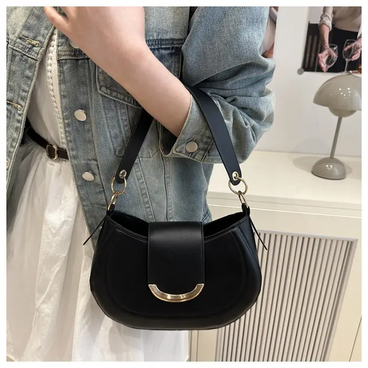 Women's Western Style Shoulder Bag 2025 Summer Solid Color — feature 26