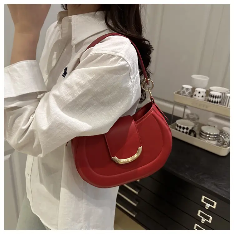 Women's Western Style Shoulder Bag 2025 Summer Solid Color — feature 27