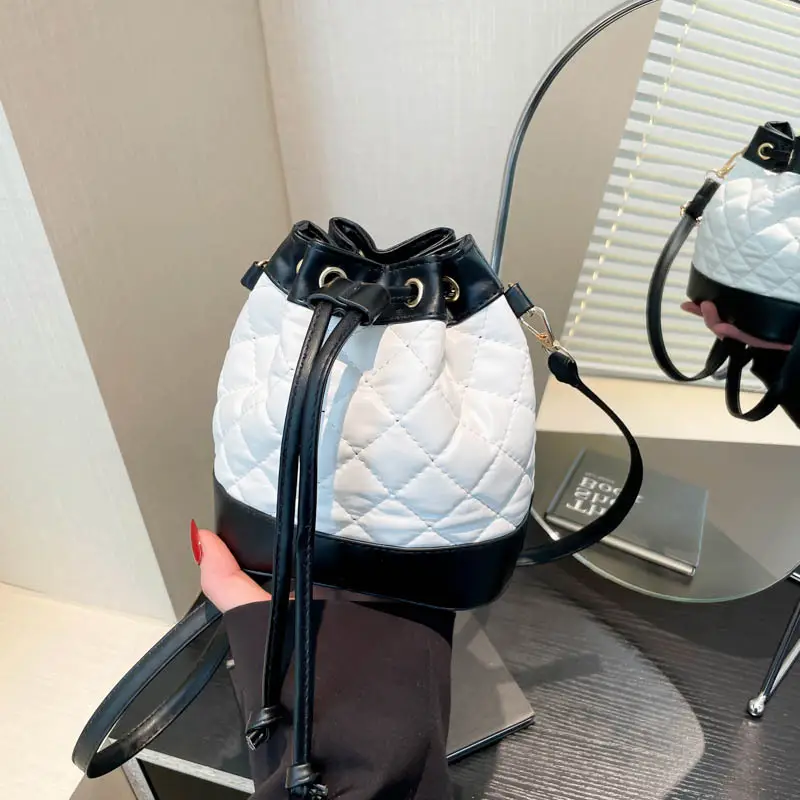 Red White Diamond Embroidery Shoulder Crossbody Bag - Image 7