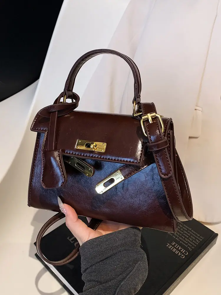 Red Leather Shoulder Bag with Gold Plated Hardware - Image 8