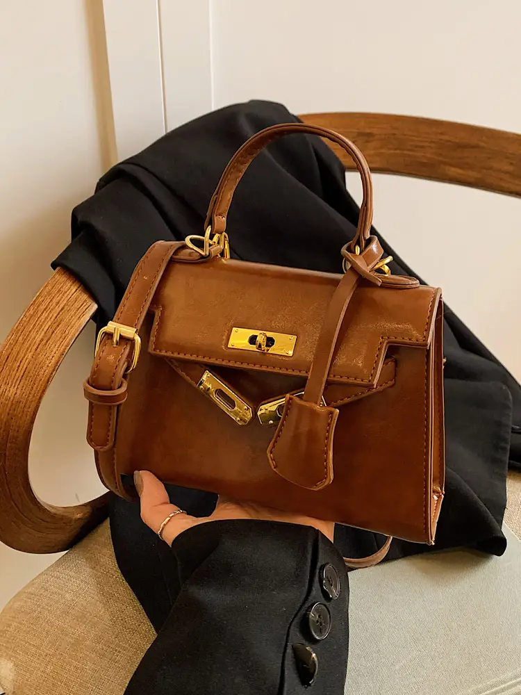 Red Leather Shoulder Bag with Gold Plated Hardware - Image 9