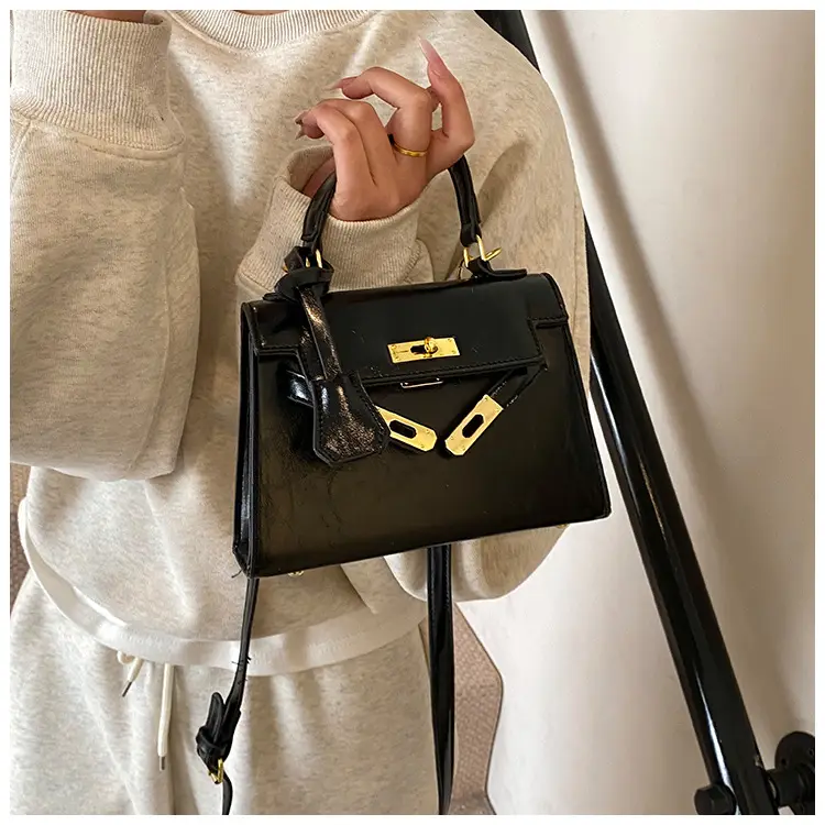 Red Leather Shoulder Bag with Gold Plated Hardware — feature 10