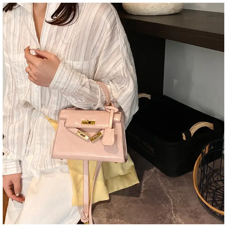 Red Leather Shoulder Bag with Gold Plated Hardware — feature 19
