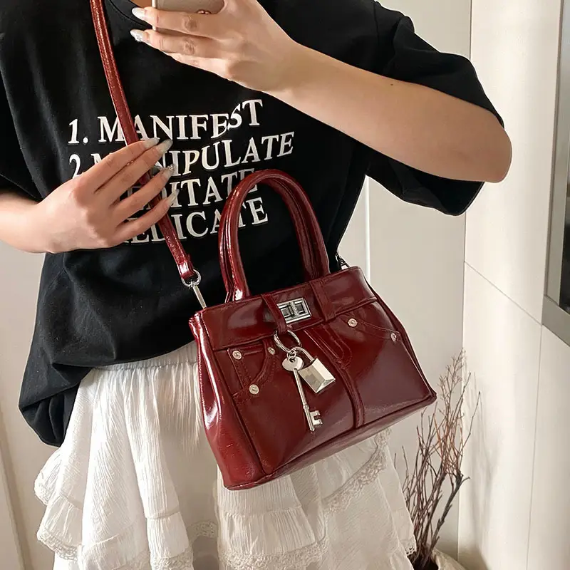 Silver Leather Shoulder Bag for Women 2025 - Image 9