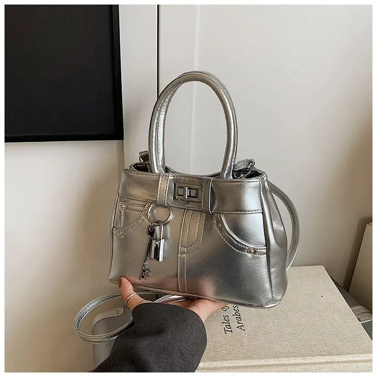 Silver Leather Shoulder Bag for Women 2025 — feature 32