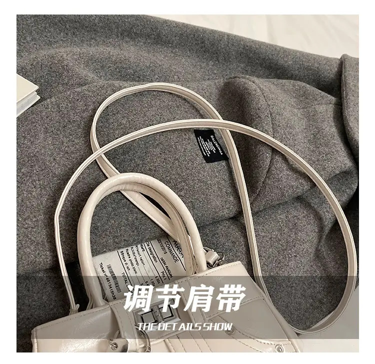 Silver Leather Shoulder Bag for Women 2025 — feature 6