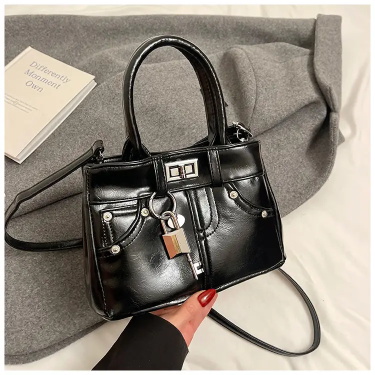 Silver Leather Shoulder Bag for Women 2025 - Image 6