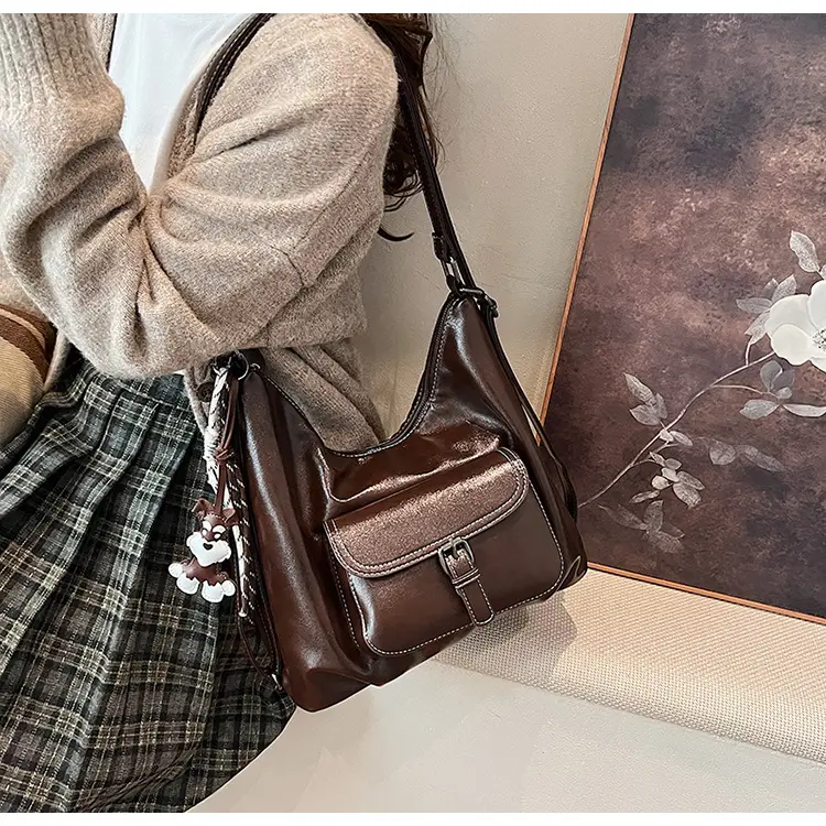 Brown Leather Crossbody Bag for Women 2026 — feature 17