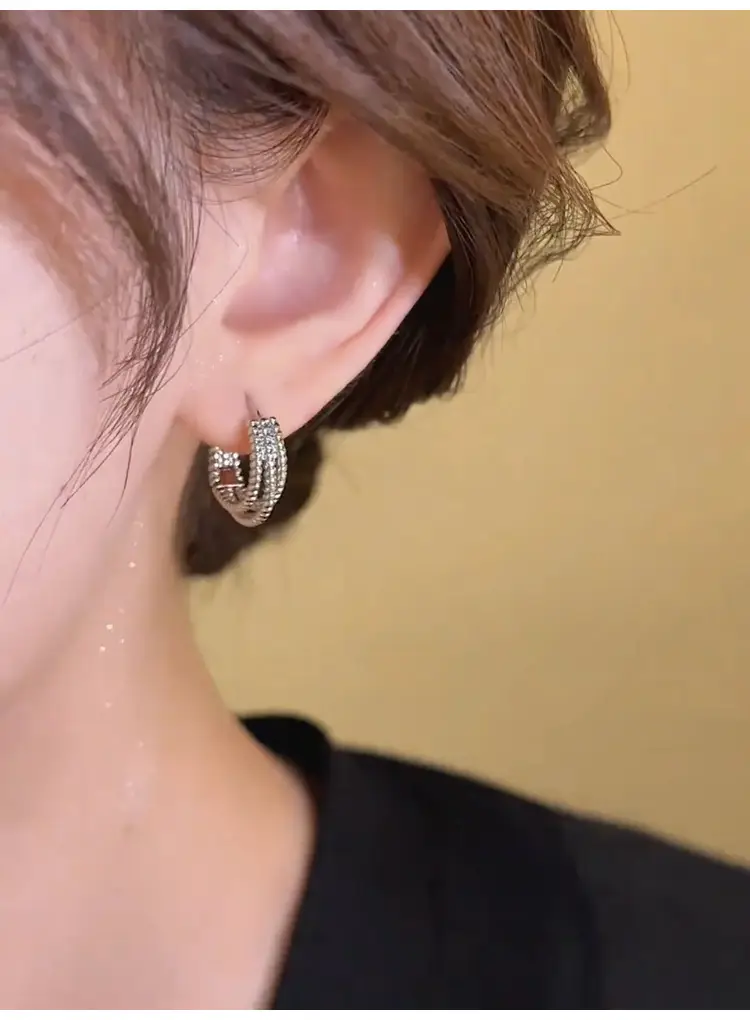 Women's Twist Ear Buckles Retro Granular Round Design — feature 7